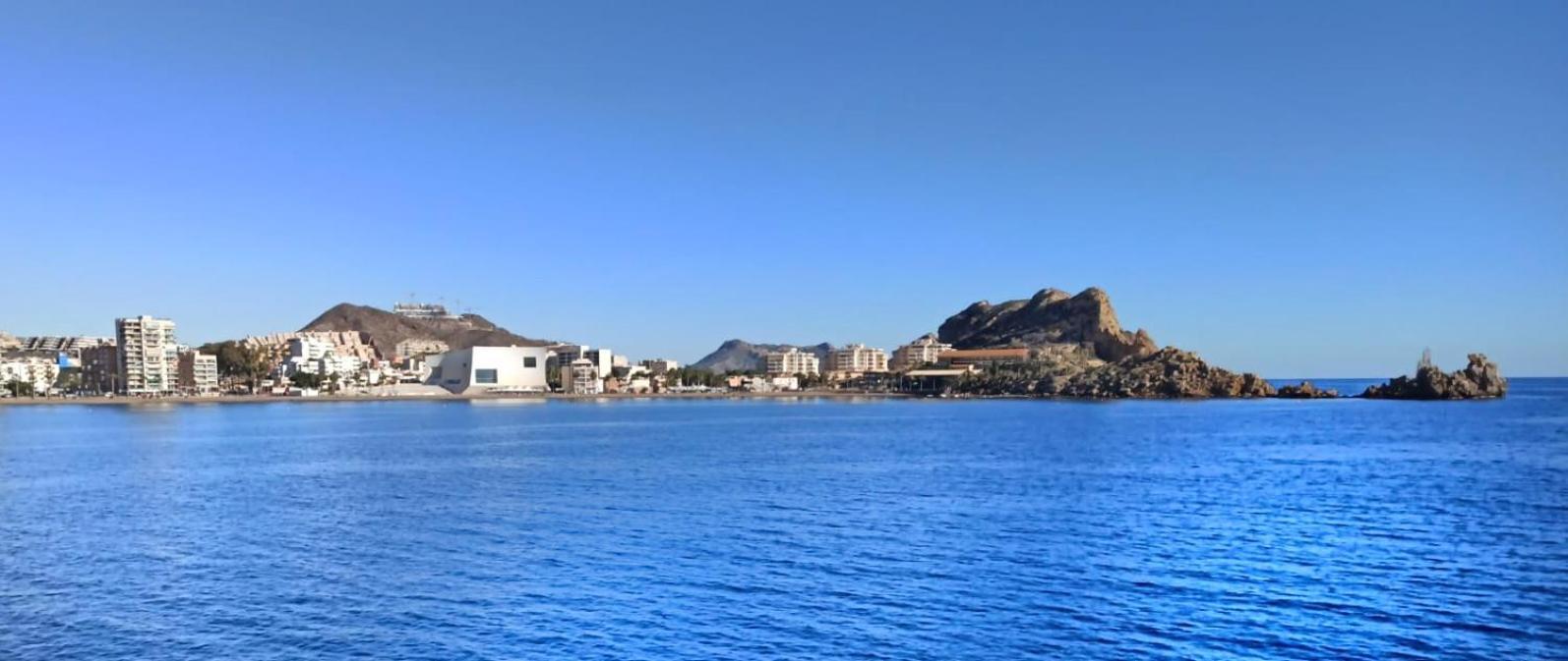 Vacaciones Aguilas Con Aire Acondicionado Y Wifi - By Aloha Palma ภายนอก รูปภาพ